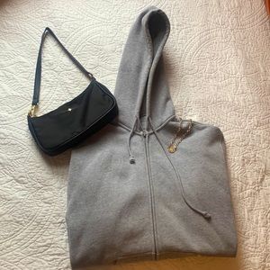 Aritzia TNA sweatshirt